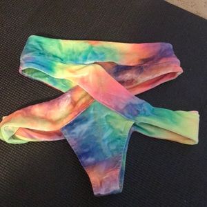 cutout rave hot shorts